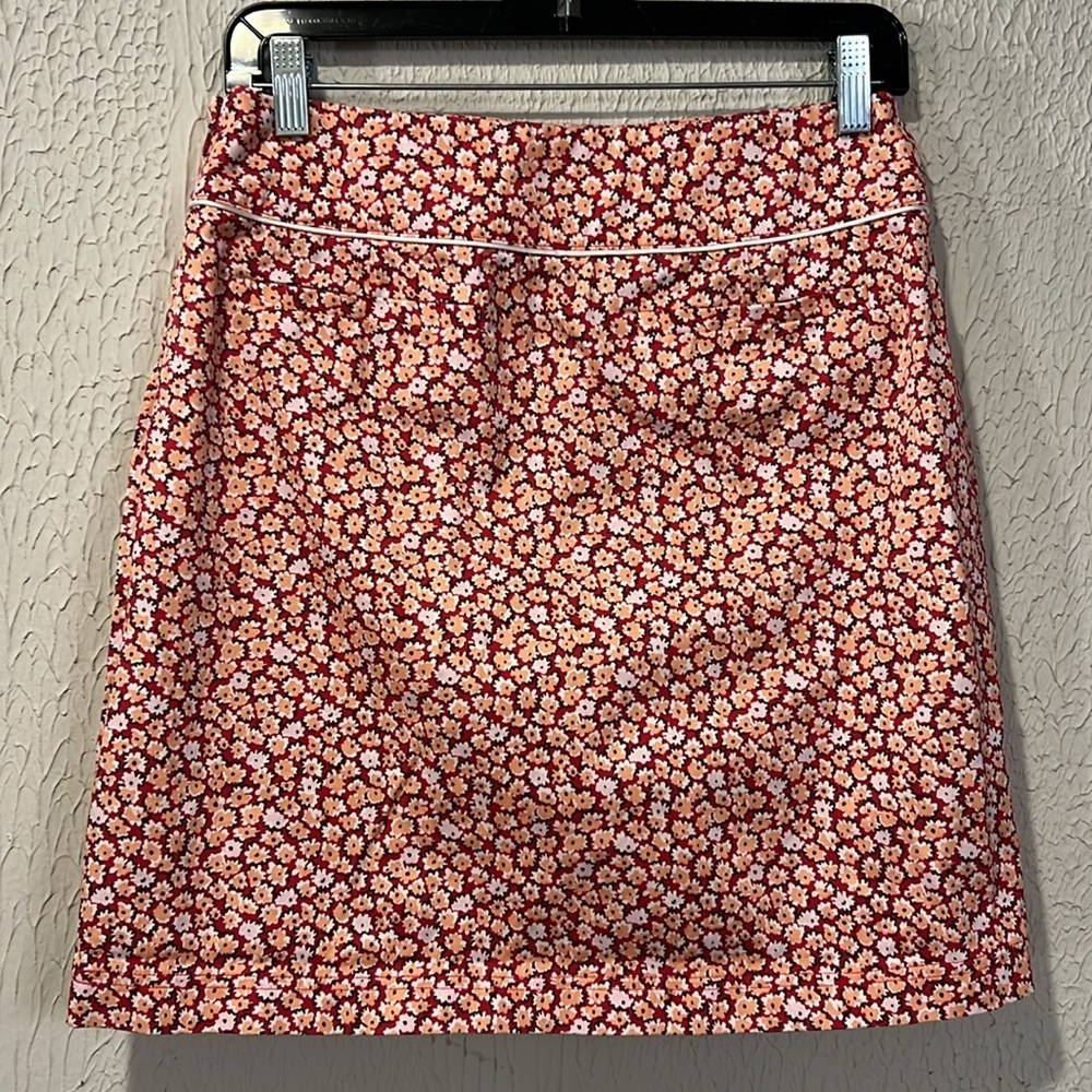 Fairway & Greene Cotton Floral Red Skort size 6 - Picture 6 of 10